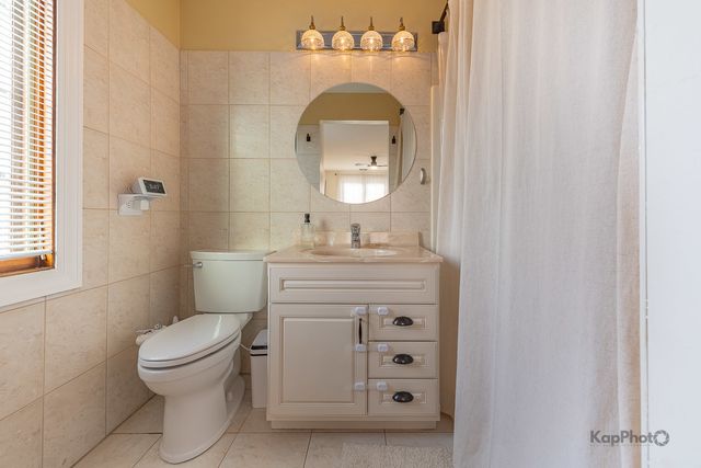 5649 S Natoma Avenue, Chicago, IL 60638