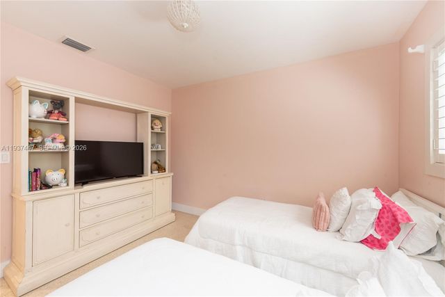 829 Malaga Ave, Coral Gables, FL 33134