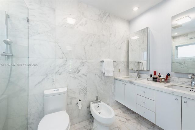 829 Malaga Ave, Coral Gables, FL 33134