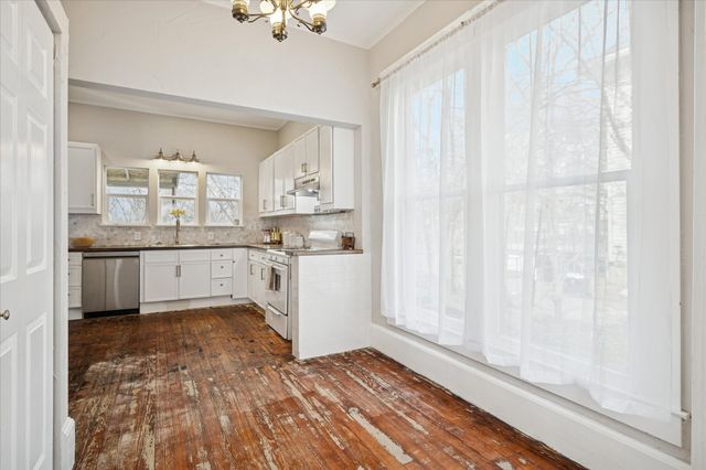 512 Elm Street S, Sherman, TX 75090