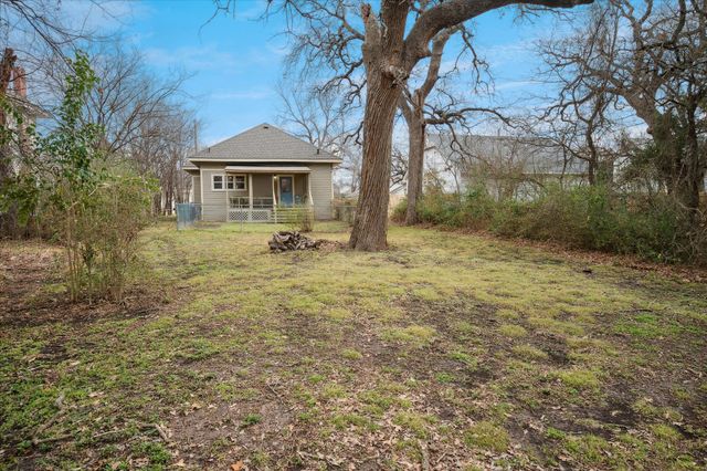 512 Elm Street S, Sherman, TX 75090