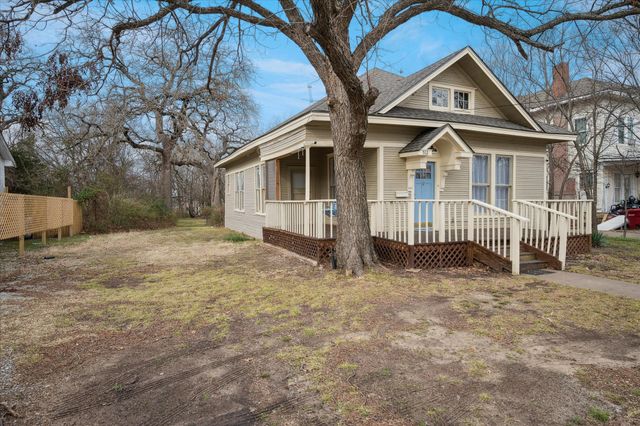 512 Elm Street S, Sherman, TX 75090