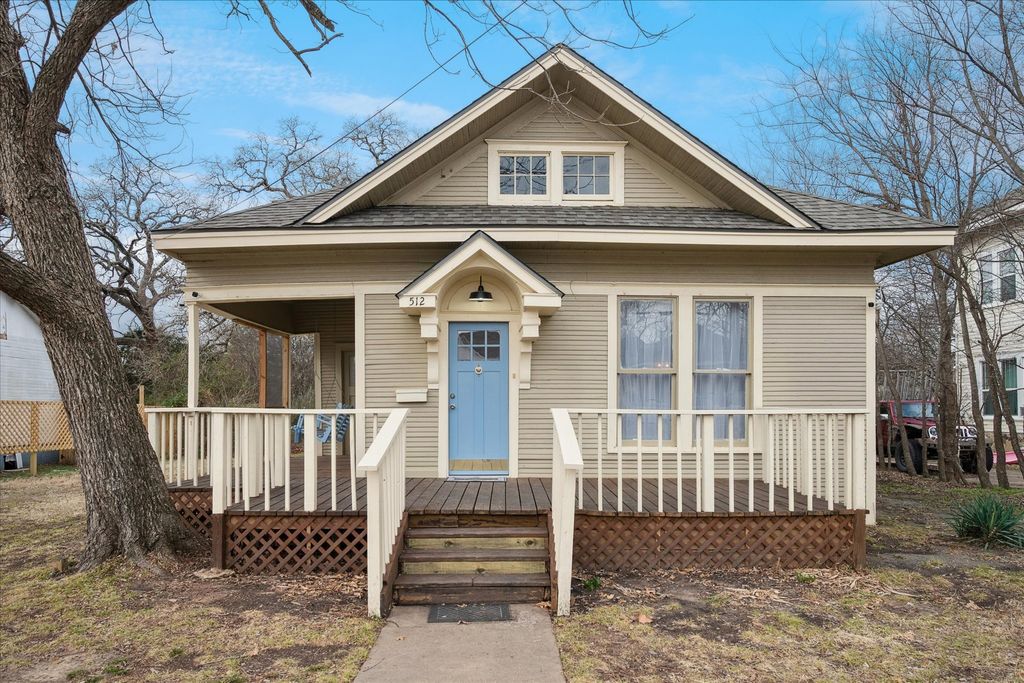 512 Elm Street S, Sherman, TX 75090