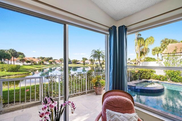 7155 Via Palomar, Boca Raton, FL 33433