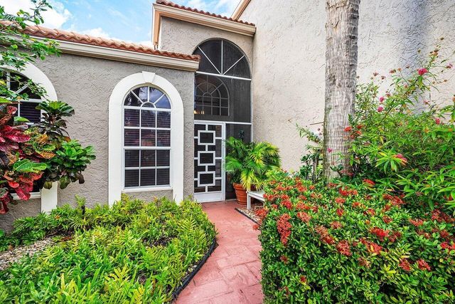 7155 Via Palomar, Boca Raton, FL 33433