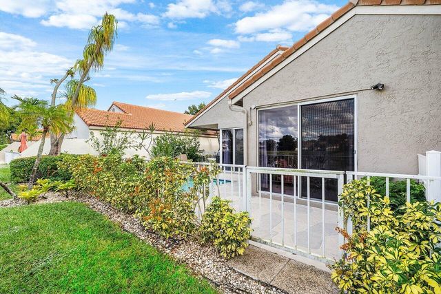 7155 Via Palomar, Boca Raton, FL 33433