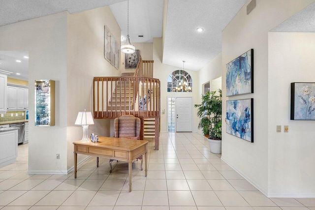 7155 Via Palomar, Boca Raton, FL 33433