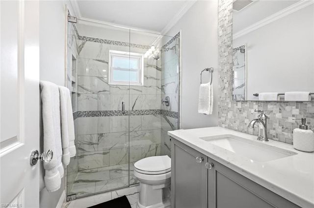 940 3rd ST S 201, Naples, FL 34102