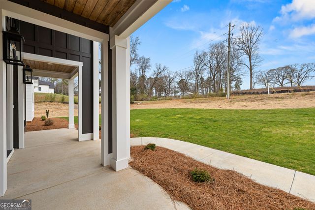 246 S Smith Road, Lagrange, GA 30241