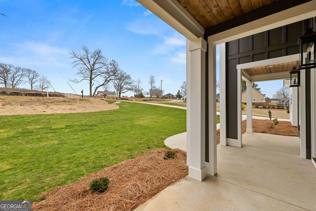 246 S Smith Road, Lagrange, GA 30241