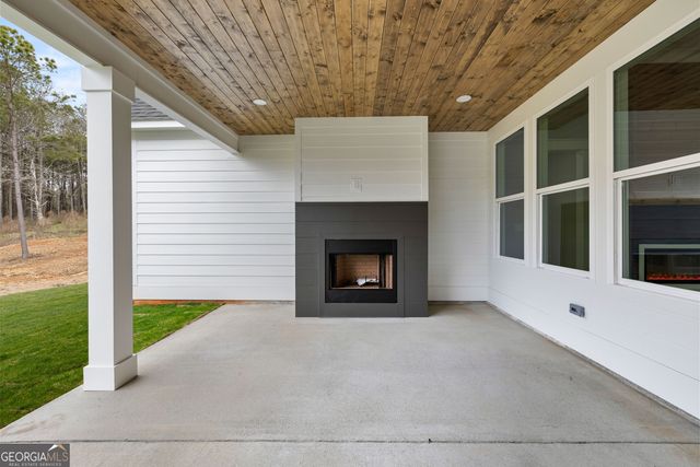 246 S Smith Road, Lagrange, GA 30241