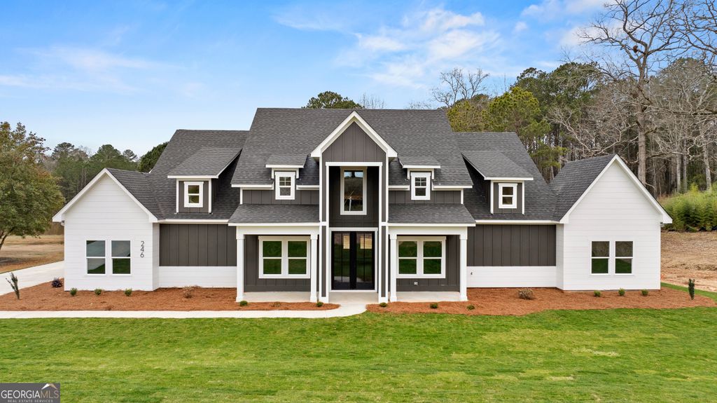 246 S Smith Road, Lagrange, GA 30241