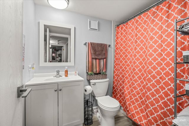 2220 Wharf Drive 1906, Woodridge, IL 60517