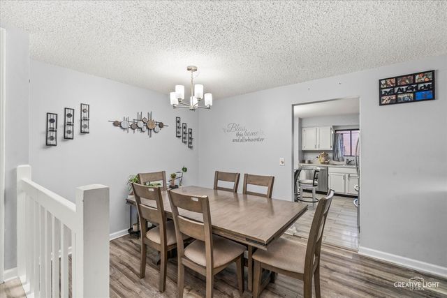 2220 Wharf Drive 1906, Woodridge, IL 60517