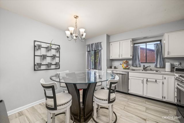 2220 Wharf Drive 1906, Woodridge, IL 60517