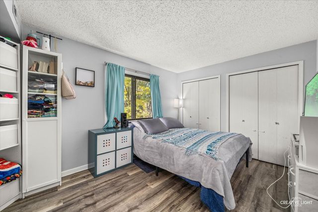 2220 Wharf Drive 1906, Woodridge, IL 60517