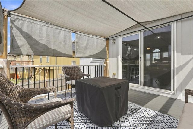 407 NE 192nd Terrace, Smithville, MO 64089