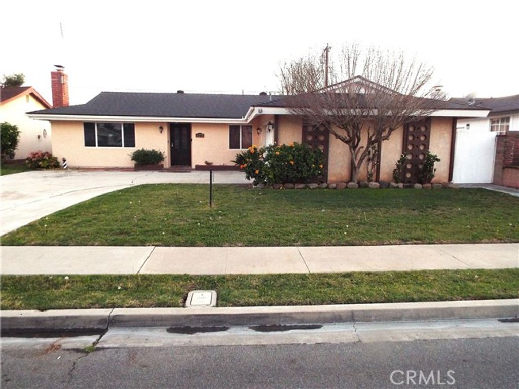6272 Chapman, Garden Grove, CA 92845