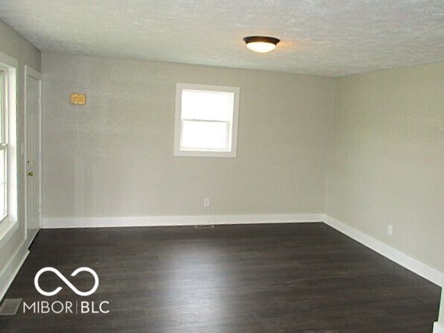 620 S 2nd Street, Noblesville, IN 46060