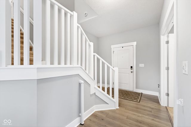 1900 Doncaster Drive, Avon, IN 46123