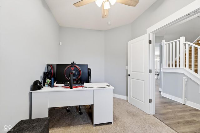 1900 Doncaster Drive, Avon, IN 46123