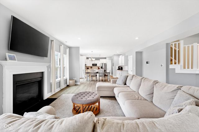 1900 Doncaster Drive, Avon, IN 46123