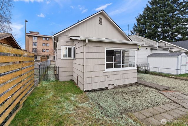 316 S Division Street, Auburn, WA 98001