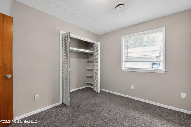 3024 Longwood Drive, Jackson, MS 39212