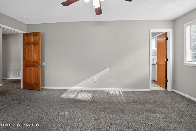 3024 Longwood Drive, Jackson, MS 39212