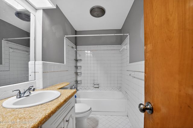 3024 Longwood Drive, Jackson, MS 39212