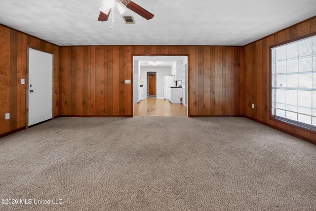 3024 Longwood Drive, Jackson, MS 39212