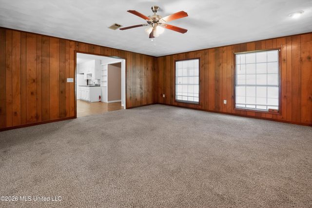 3024 Longwood Drive, Jackson, MS 39212