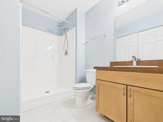 1919 DEERFIELD DR, Dover, PA 17315