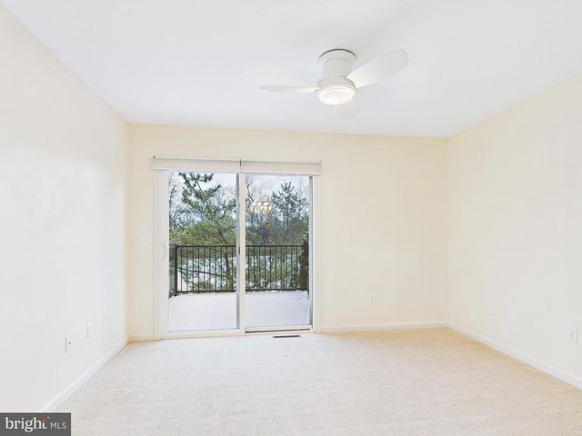 1919 DEERFIELD DR, Dover, PA 17315