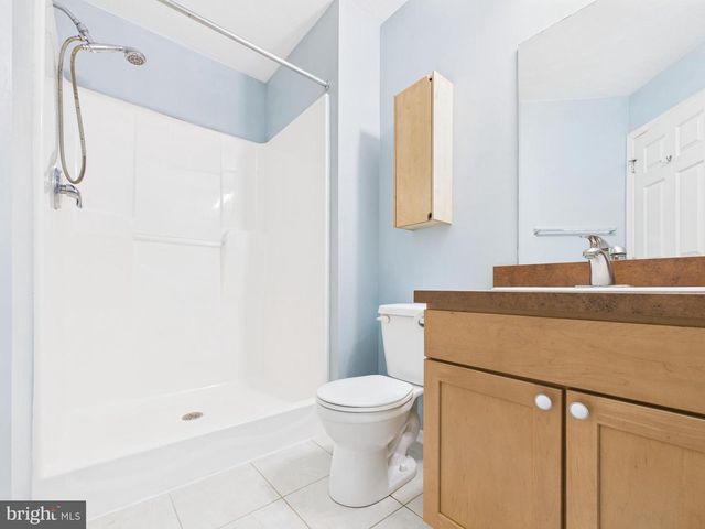 1919 DEERFIELD DR, Dover, PA 17315