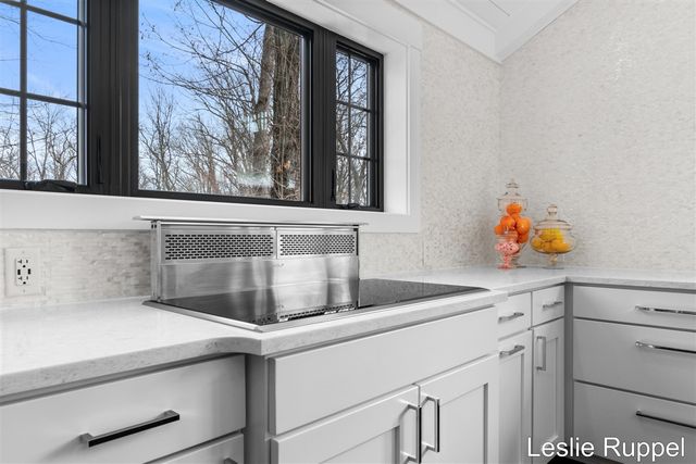 353 Riders Trail, Ada, MI 49301