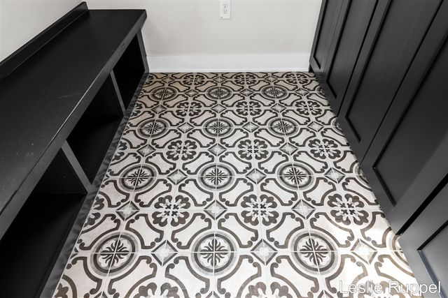 353 Riders Trail, Ada, MI 49301