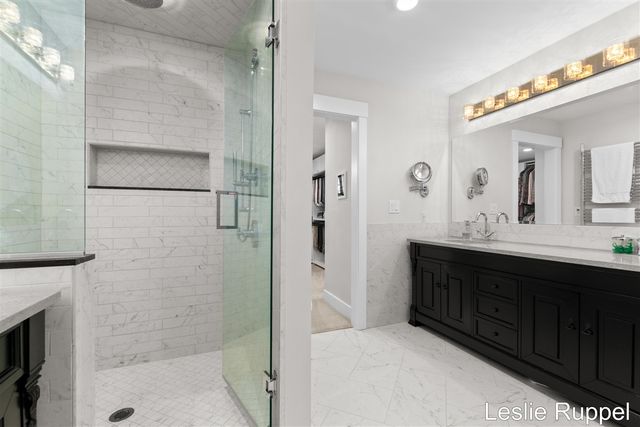 353 Riders Trail, Ada, MI 49301