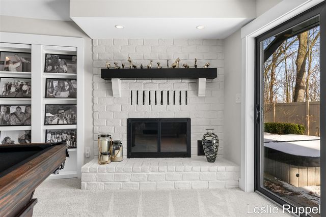 353 Riders Trail, Ada, MI 49301