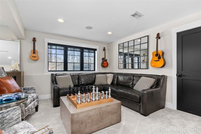 353 Riders Trail, Ada, MI 49301