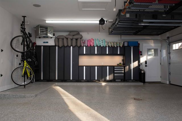 353 Riders Trail, Ada, MI 49301