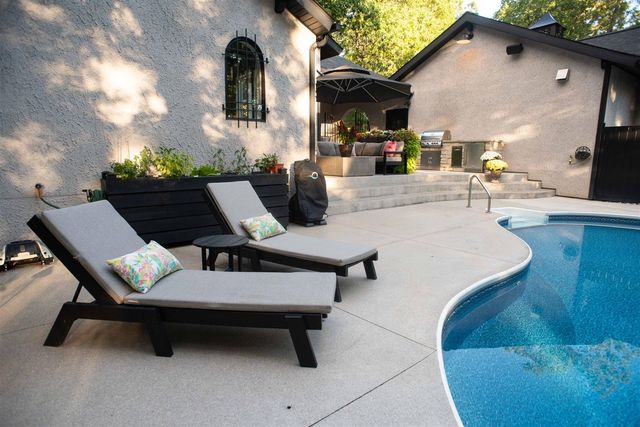 353 Riders Trail, Ada, MI 49301