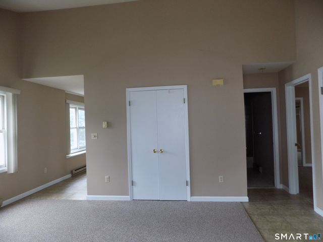 34 Valley Drive 34, New Milford, CT 06776