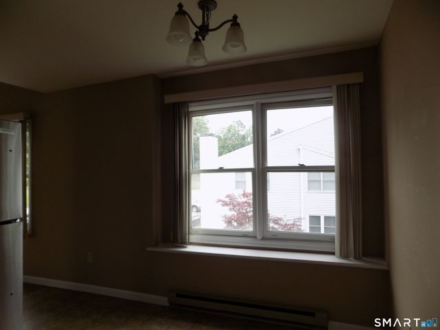 34 Valley Drive 34, New Milford, CT 06776