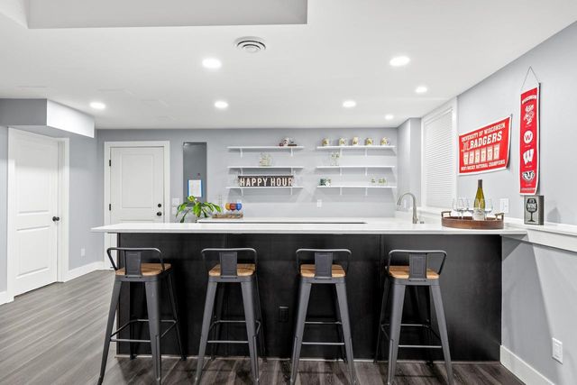 3123 Fran's Drive, Sun Prairie, WI 53590