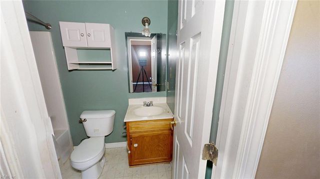 7648 Crestview DR, Toano, VA 23168