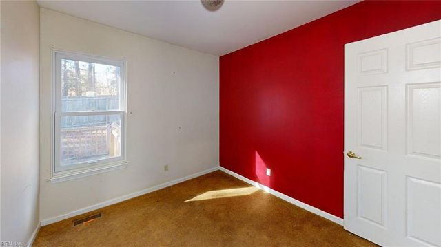 7648 Crestview DR, Toano, VA 23168