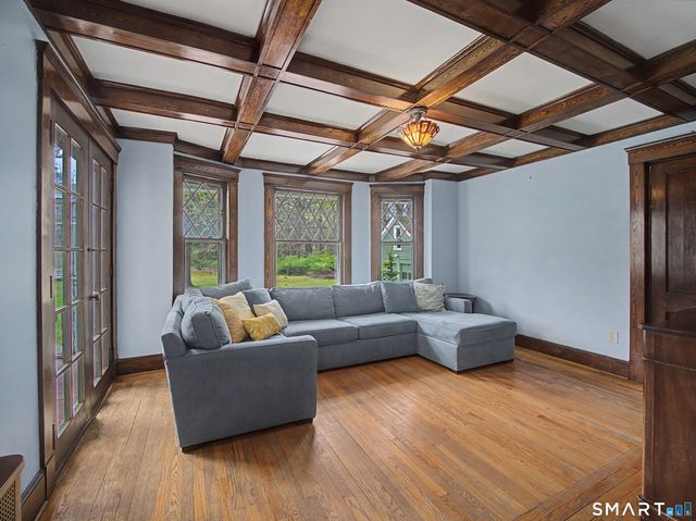 18 Rimmon Road, Woodbridge, CT 06525