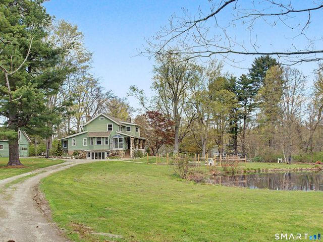 18 Rimmon Road, Woodbridge, CT 06525