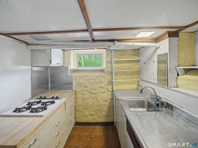 18 Rimmon Road, Woodbridge, CT 06525